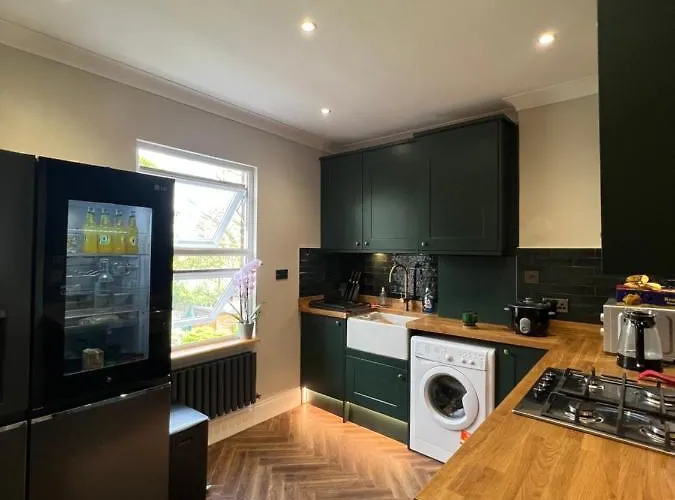 Luxe & Cozy Stay Muswell Hill Beautifully Presented Free Parking