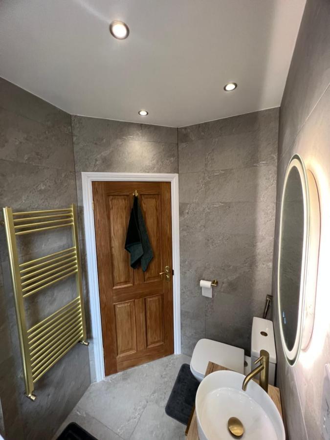 Luxe & Cozy Muswell Hill Beautifully Presented Free Parking Affittacamere